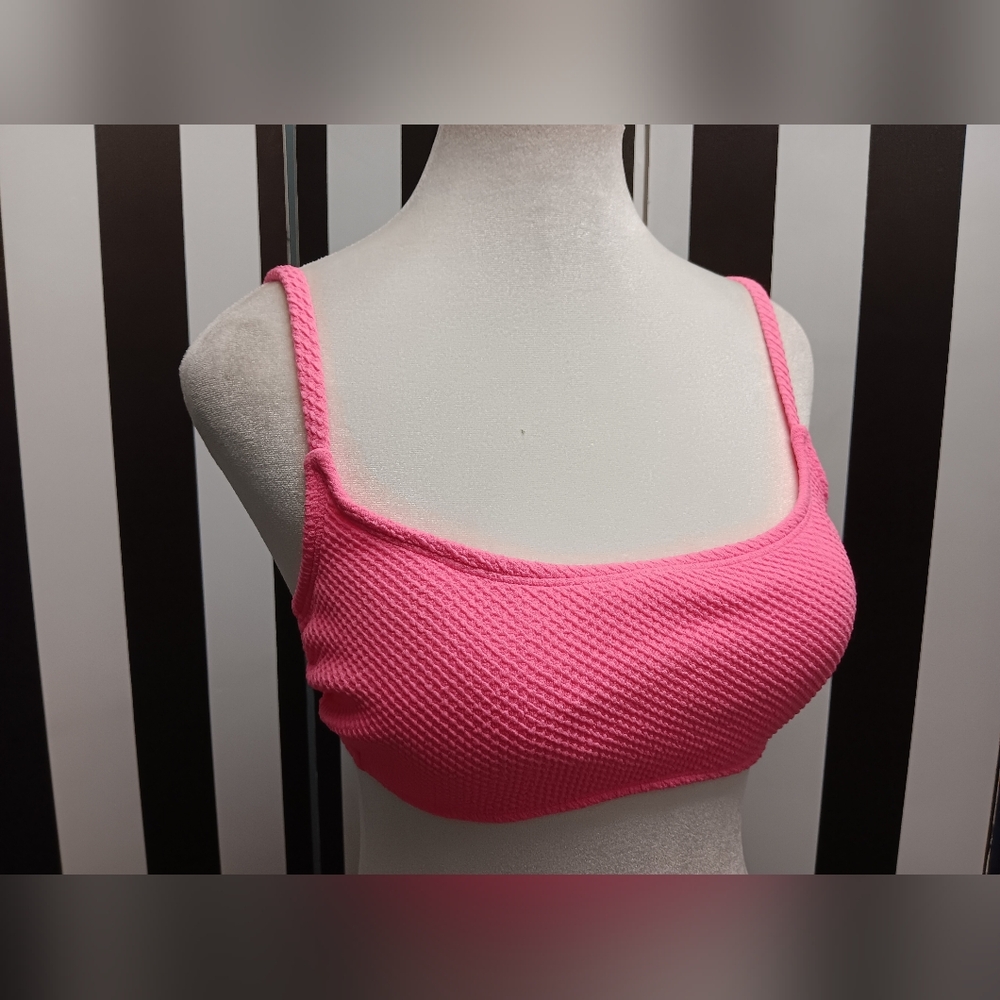 NWT Pink Textured Bikini Top - Picture 7 of 7